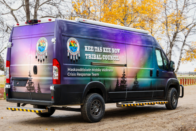 Kee Tas Kee Now Tribal Council Trail Edition Van